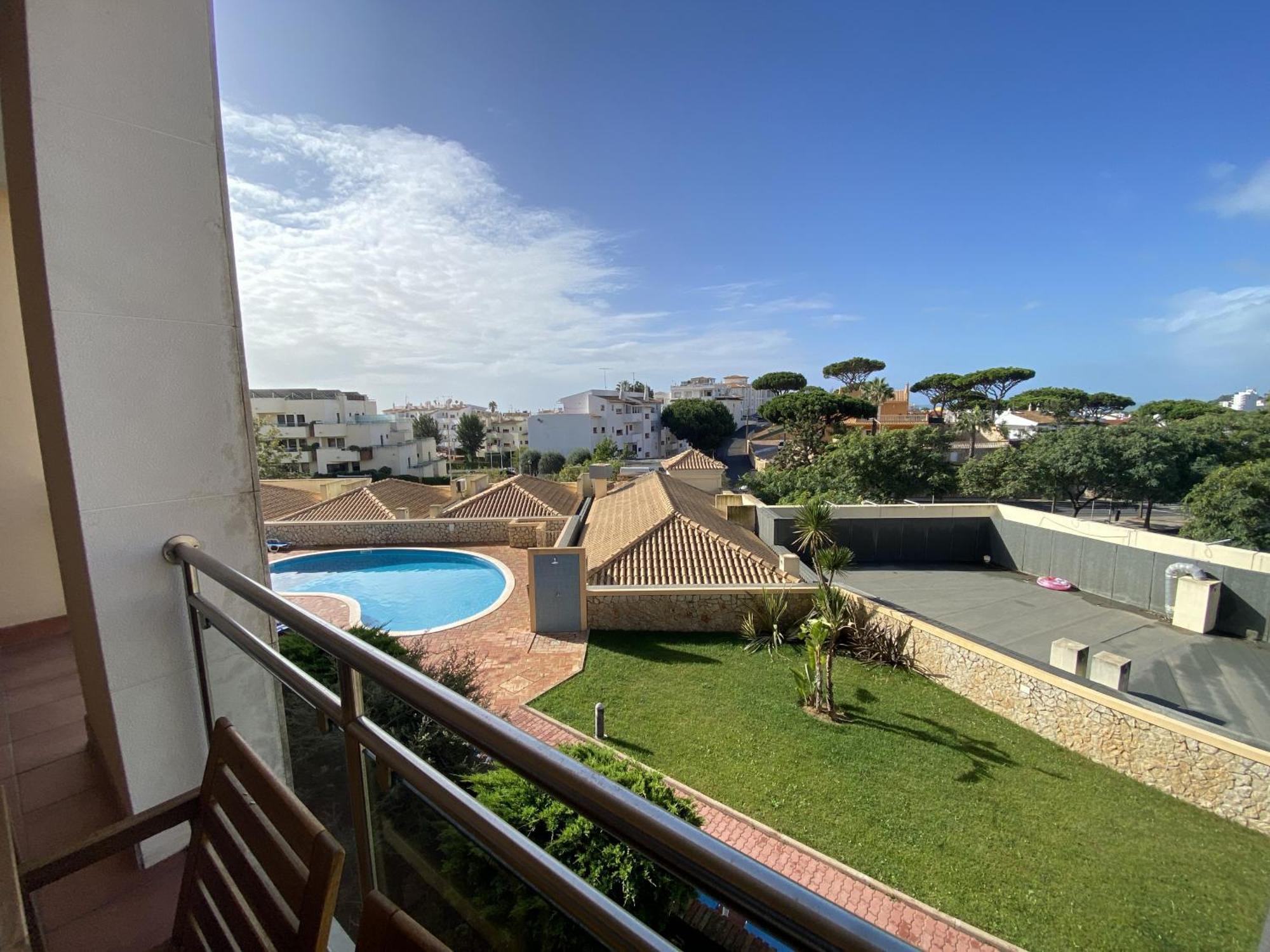 Albufeira Sunny Style With Pool By Homing Lägenhet Exteriör bild